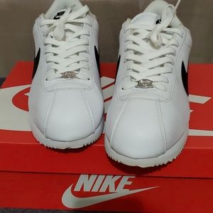 Nike Cortez